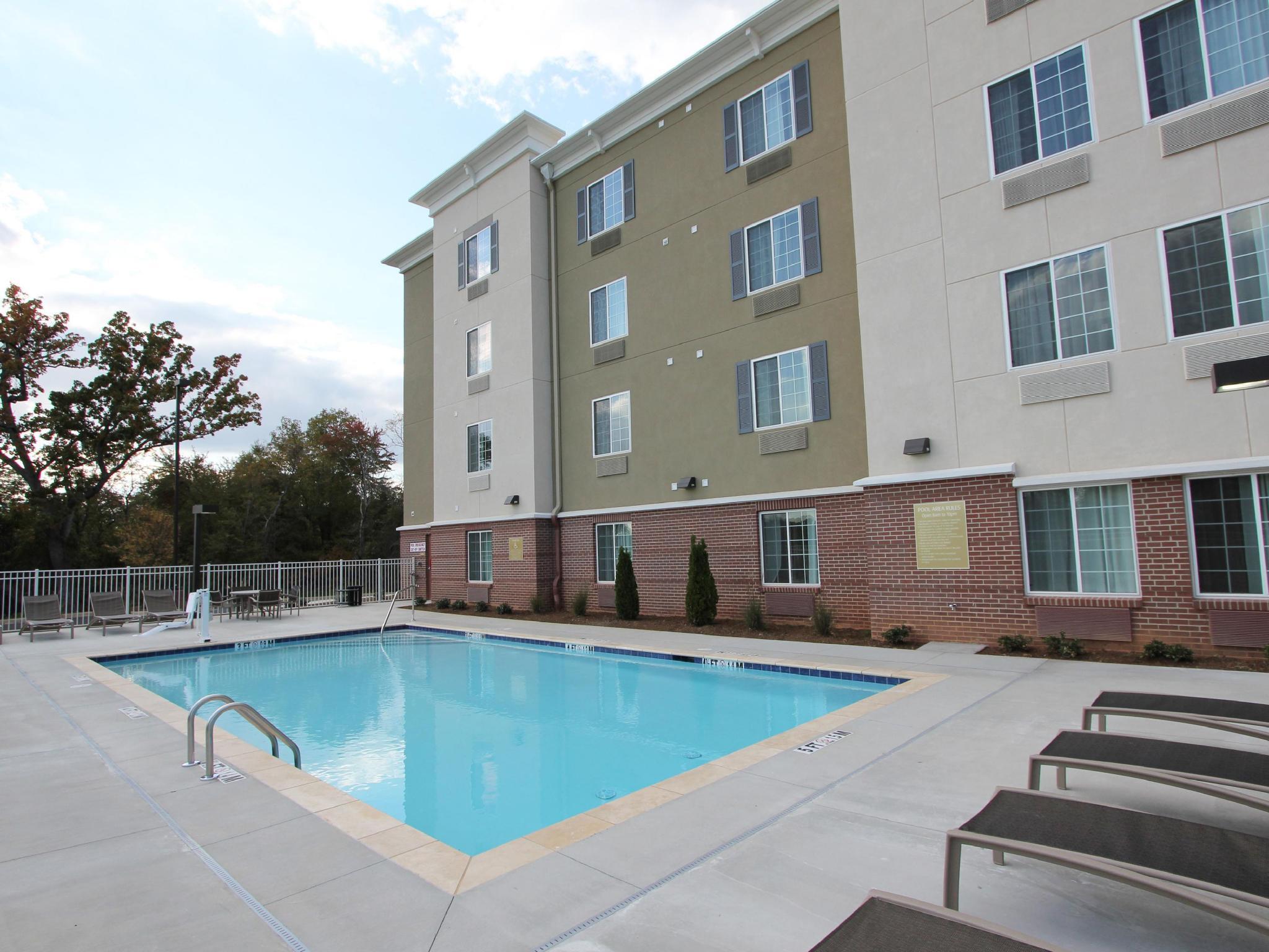 Candlewood Suites Greenville, An Ihg Hotel Zewnętrze zdjęcie